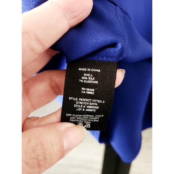 Theory Women's Amazing Blue Button-Up Shirt Long Sleeve Size P - Picture 4 of 4